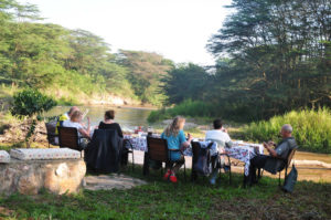 breakfast-by-the-river